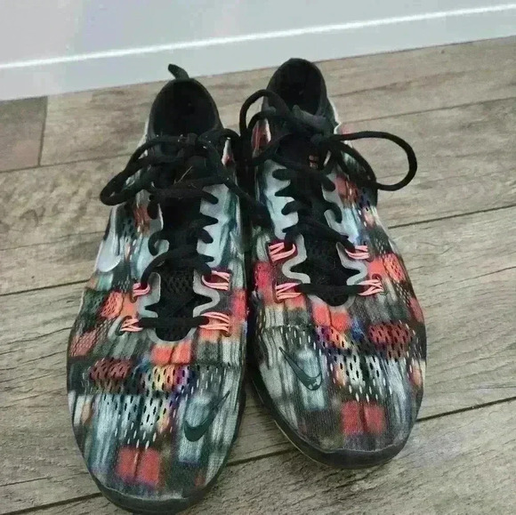 Nike Multicolor Women's Sneakers - Picture 2 of 14